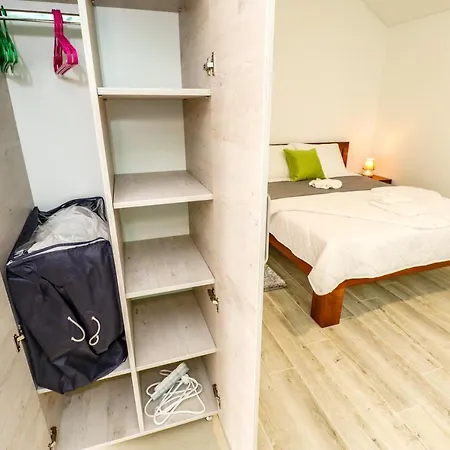 Simo Airport * Podgorica