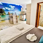 Simo Airport شقة بودغوريتْسا