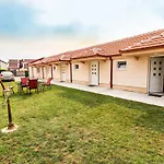 شقة Simo Airport بودغوريتْسا