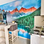 Simo Airport شقة بودغوريتْسا