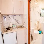 Simo Airport شقة *