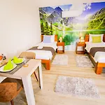 Simo Airport بودغوريتْسا