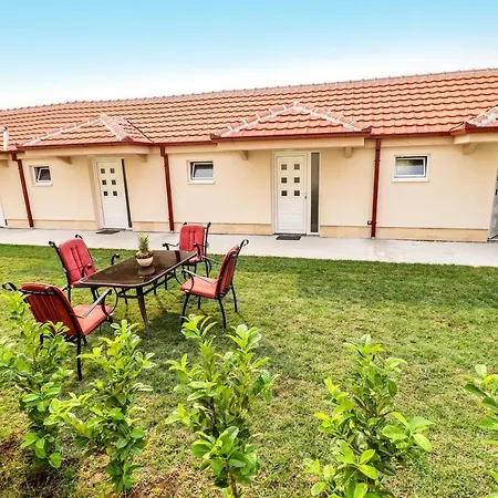 Apartamento Simo Airport Podgorica