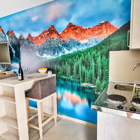 Simo Airport Apartamento Podgorica