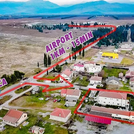 Simo Airport Ποντγορίτσα