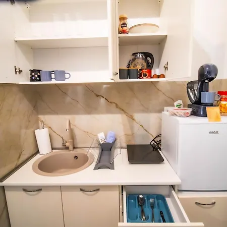 Simo Airport Apartment