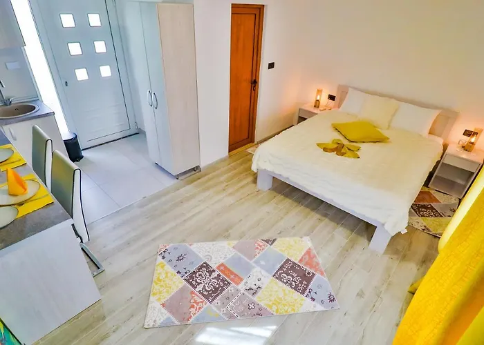 Apartament Simo Airport